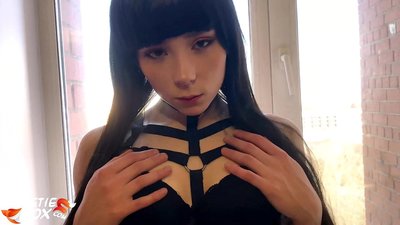 Hot Brunette Menyebalkan Dalam dan Sensitif Kacau untuk Uang